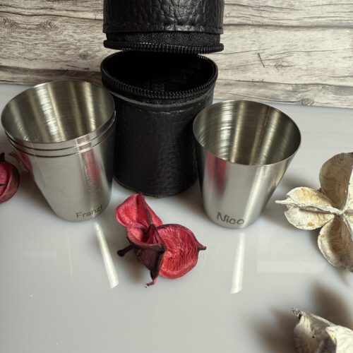 Metall Shotgläser(4) mit Tasche und individueller Wunschgravur