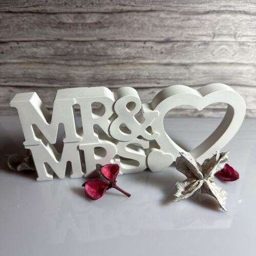 Mr & Mrs Schriftzug