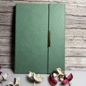 Buch (A5) mit Wunschgravur
